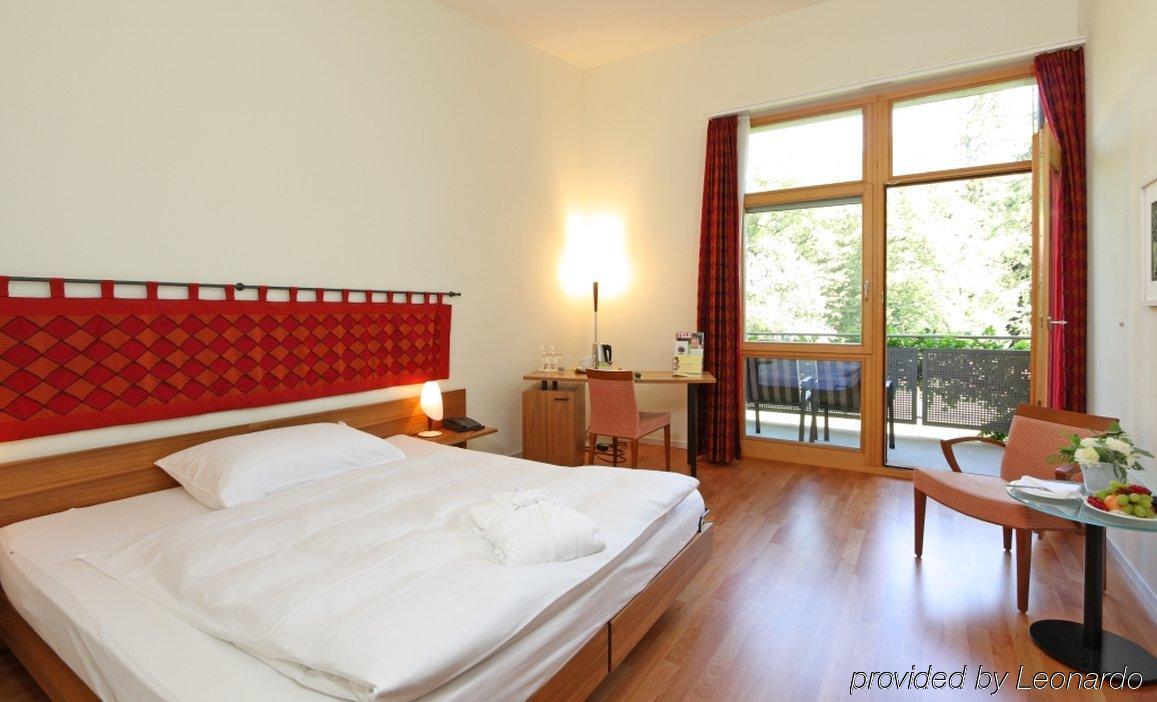 Hotel Schloss Huenigen Konolfingen Szoba fotó