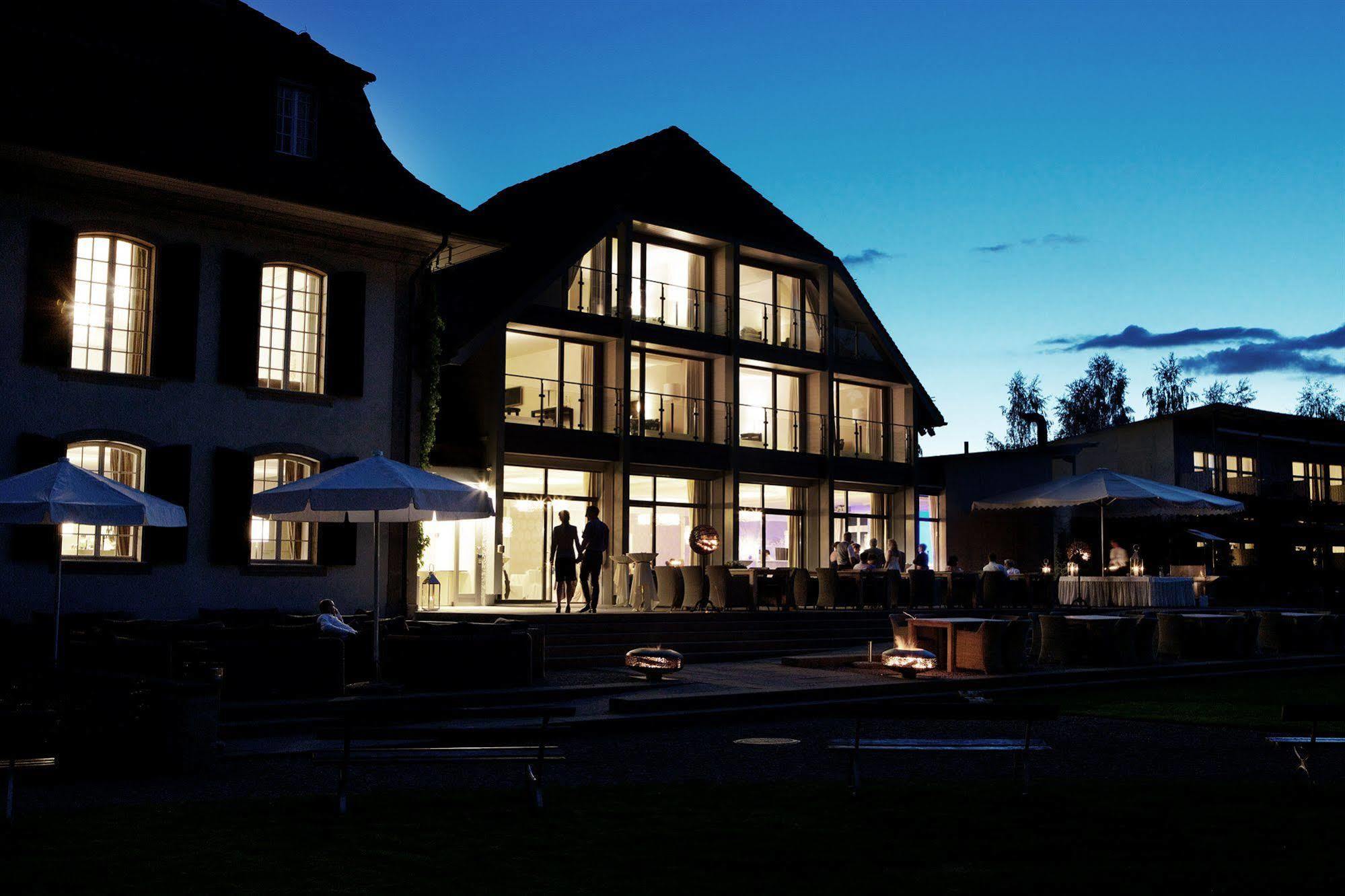 Hotel Schloss Huenigen Konolfingen Kültér fotó