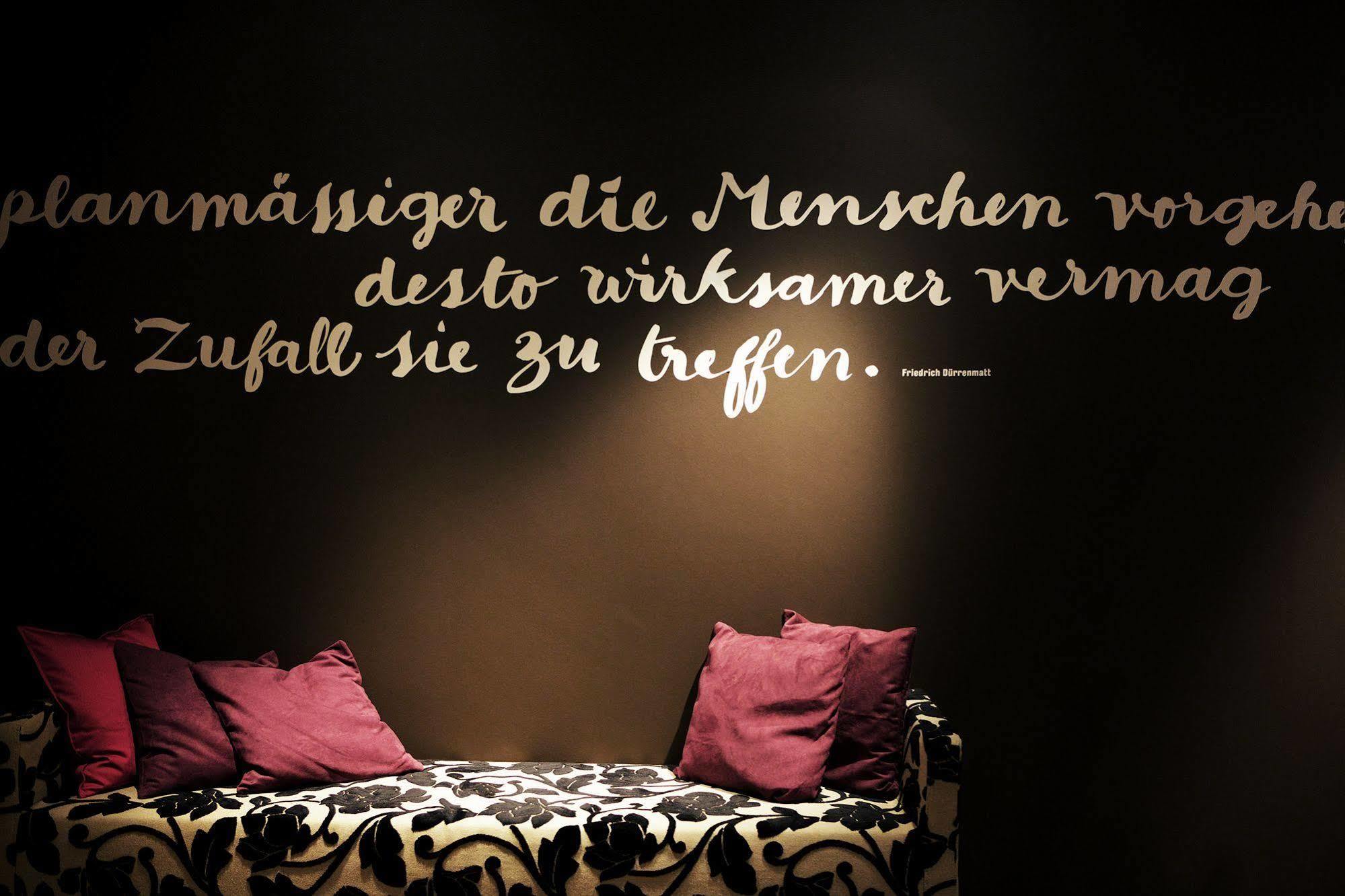 Hotel Schloss Huenigen Konolfingen Kültér fotó