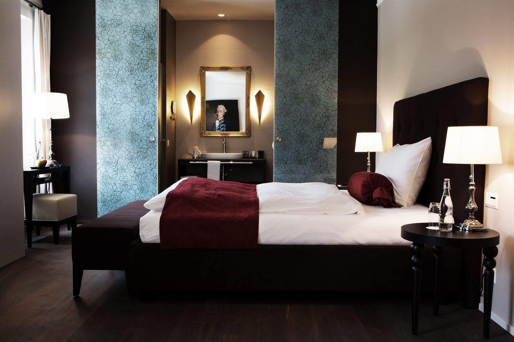 Hotel Schloss Huenigen Konolfingen Kültér fotó